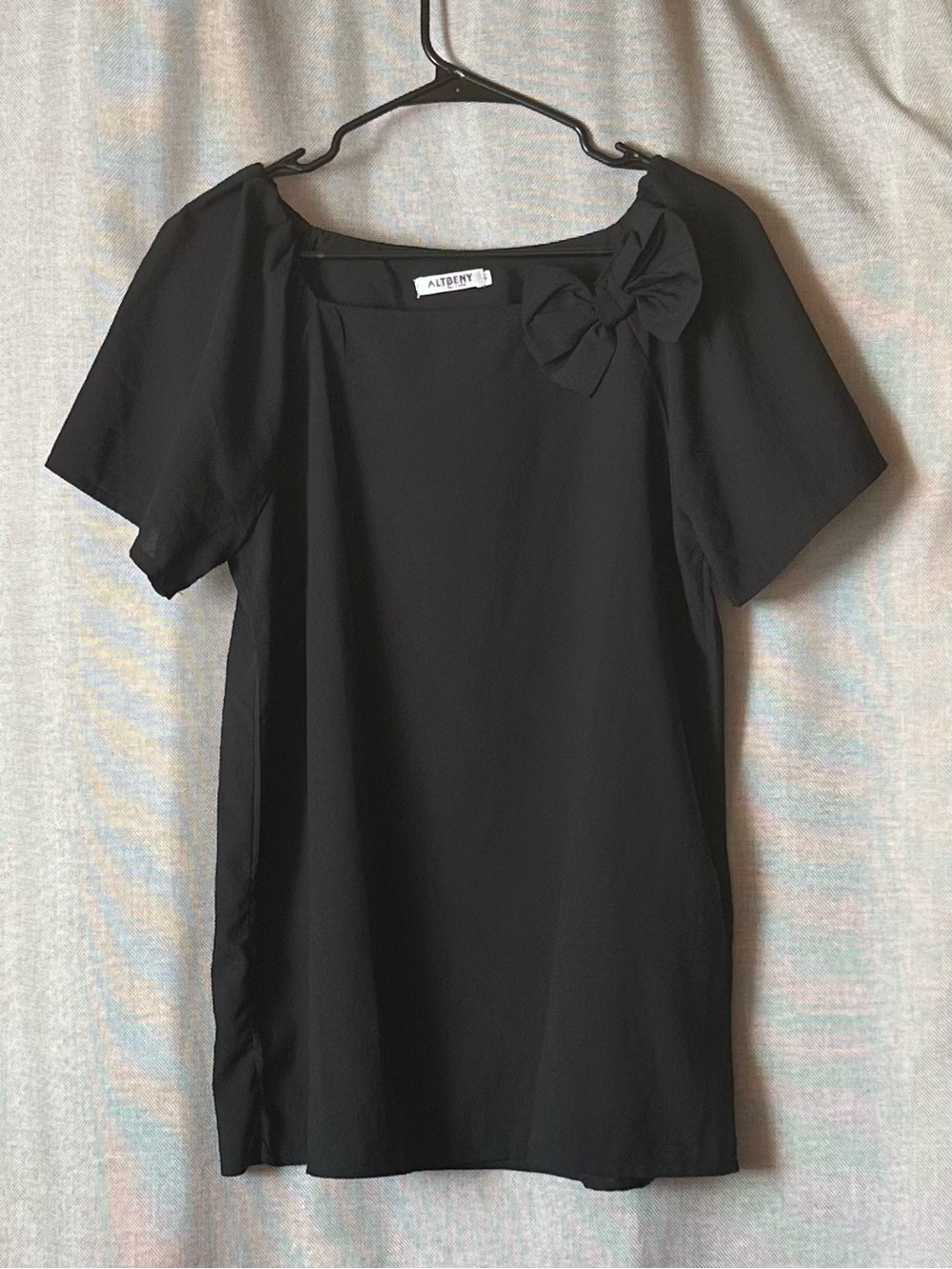 ALTBENY•short-sleeve bow blouse•medium•ruched square neck•whimsigoth•black•flowy